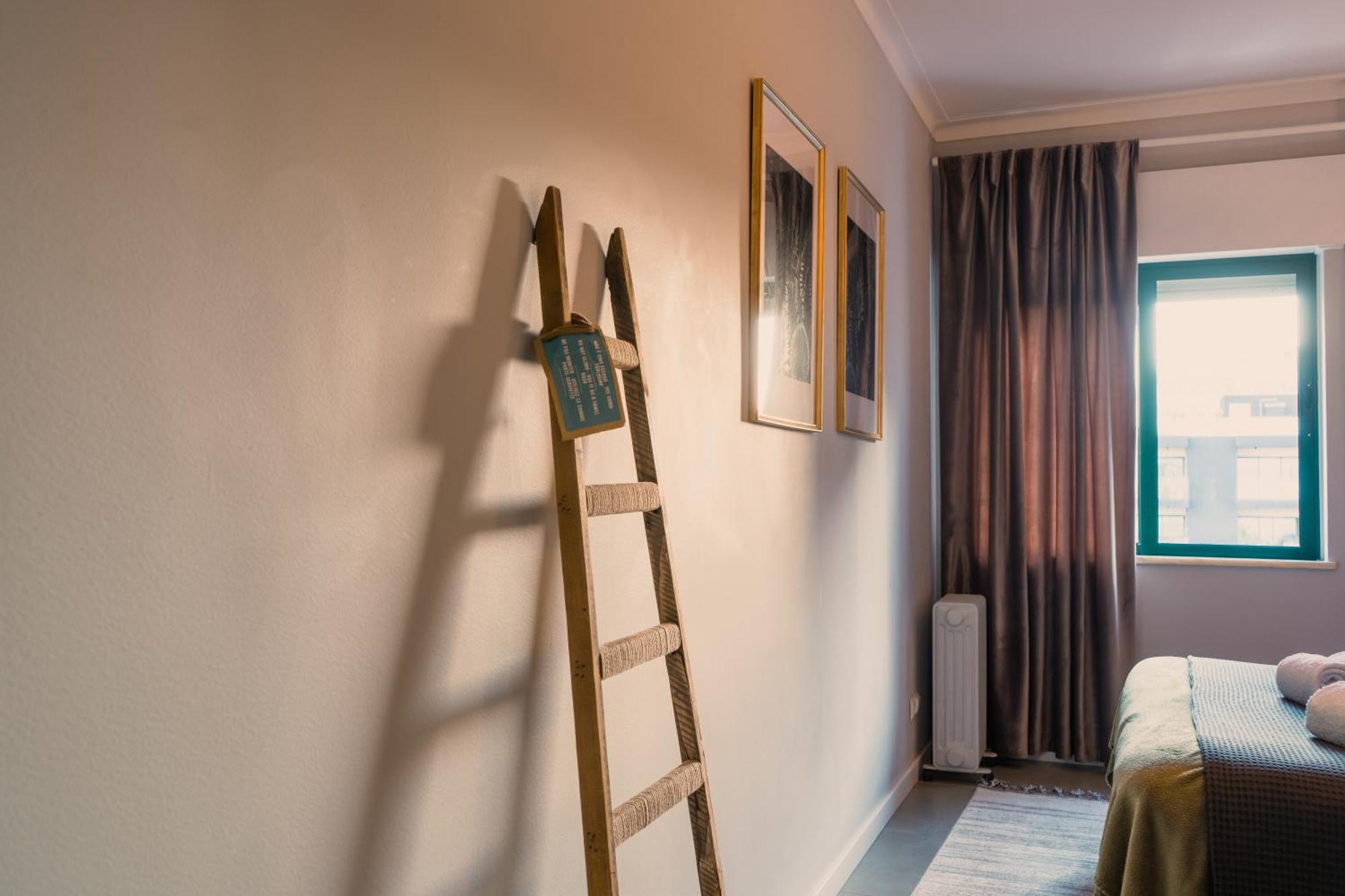 Comfort Zone Beach Apartment Quarteira Luaran gambar