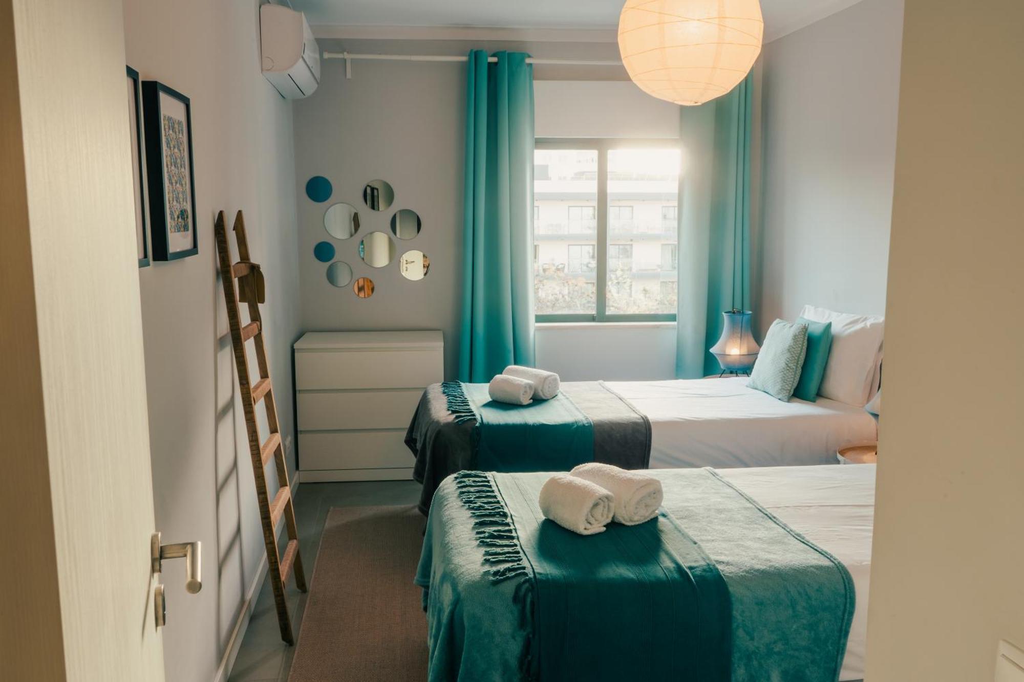 Comfort Zone Beach Apartment Quarteira Luaran gambar