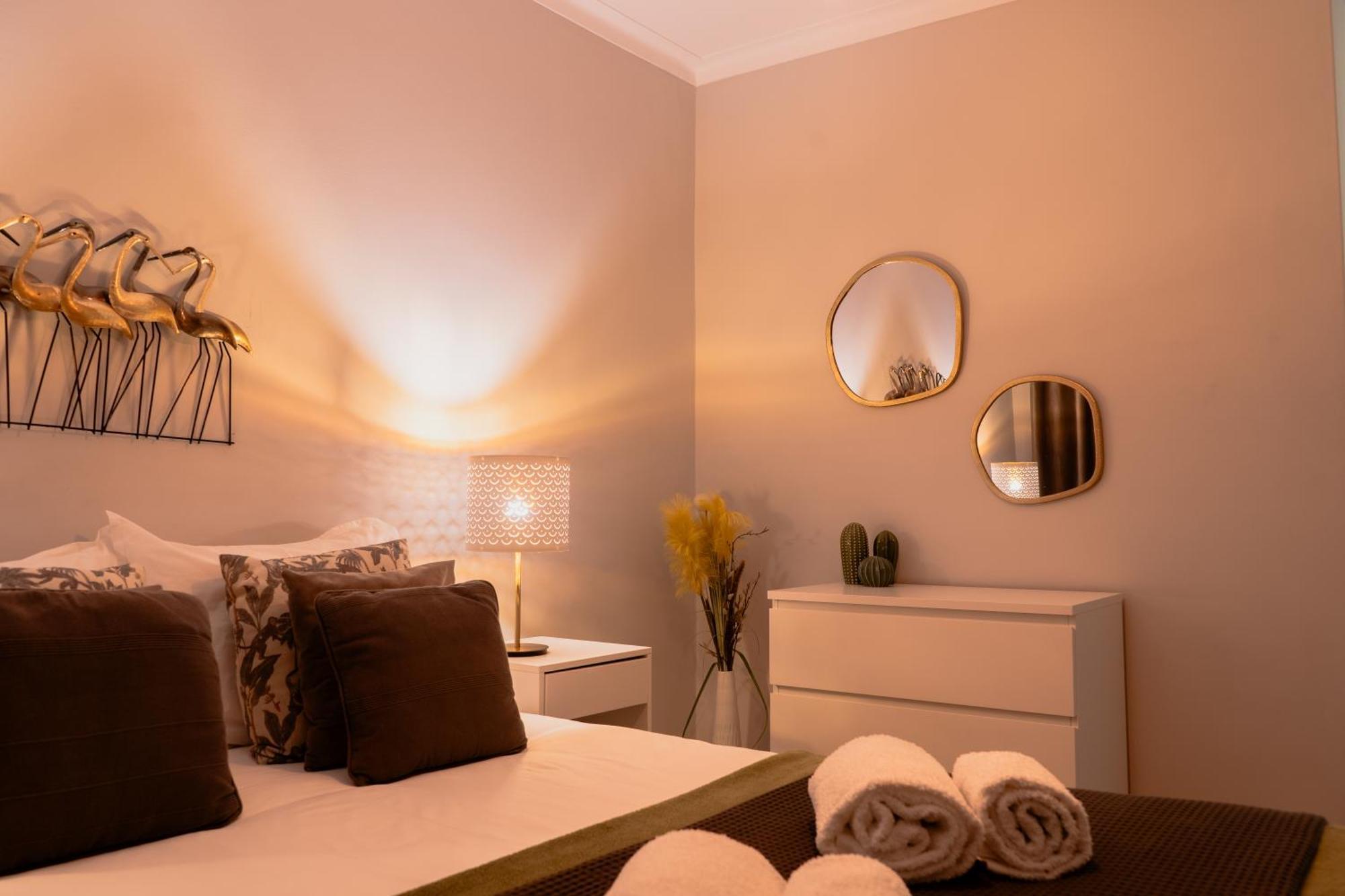 Comfort Zone Beach Apartment Quarteira Luaran gambar
