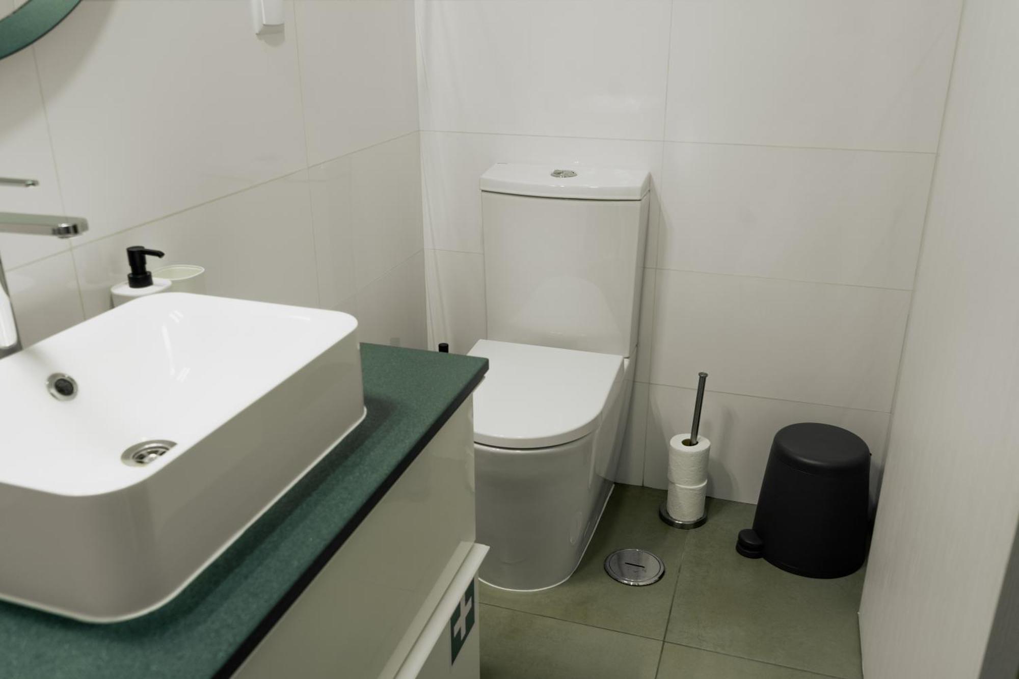 Comfort Zone Beach Apartment Quarteira Luaran gambar